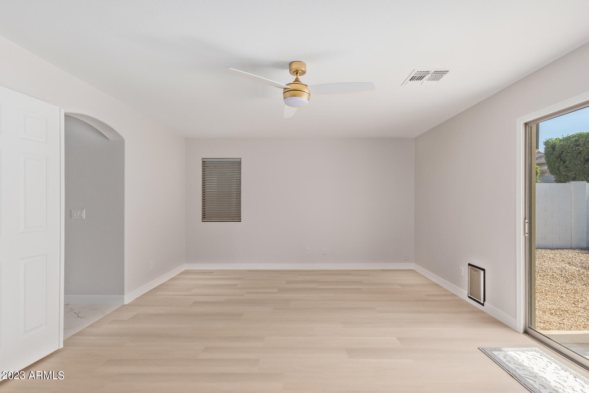 1151 E SHANNON Street