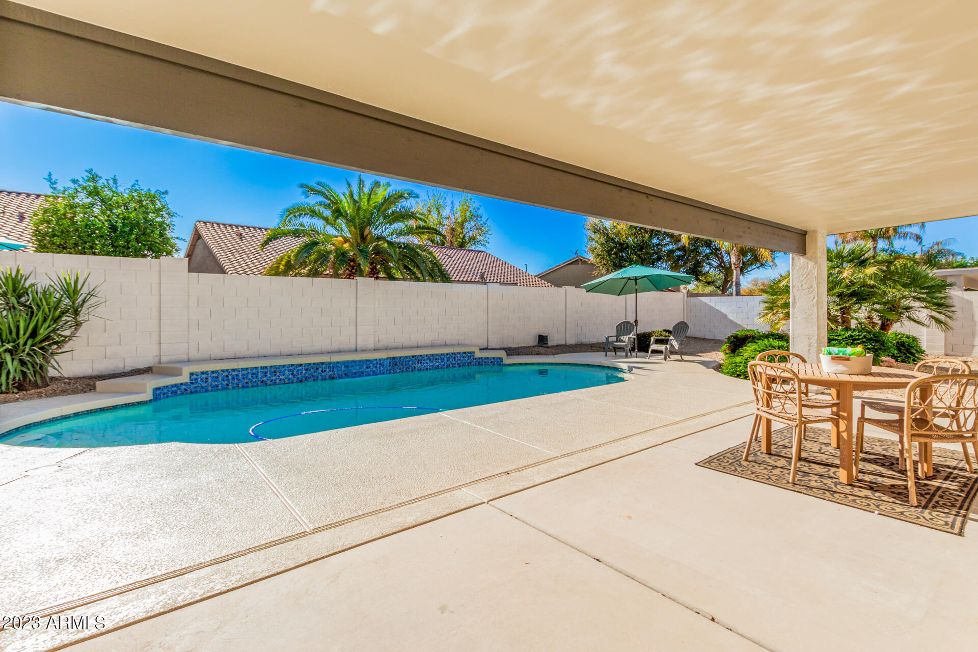 1151 E SHANNON Street