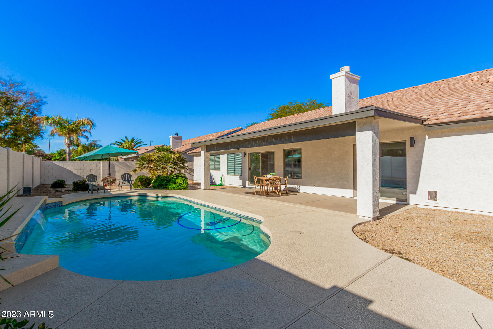 1151 E SHANNON Street