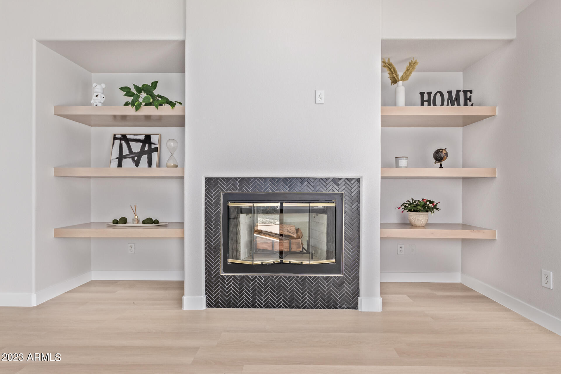 1151 E SHANNON Street