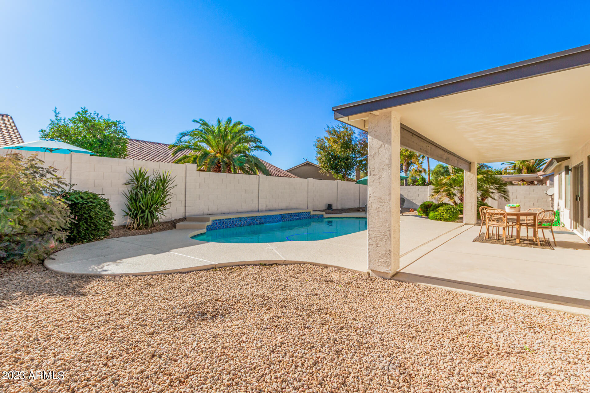 1151 E SHANNON Street