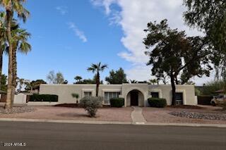 5512 E WINDROSE Drive