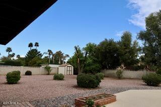 5512 E WINDROSE Drive