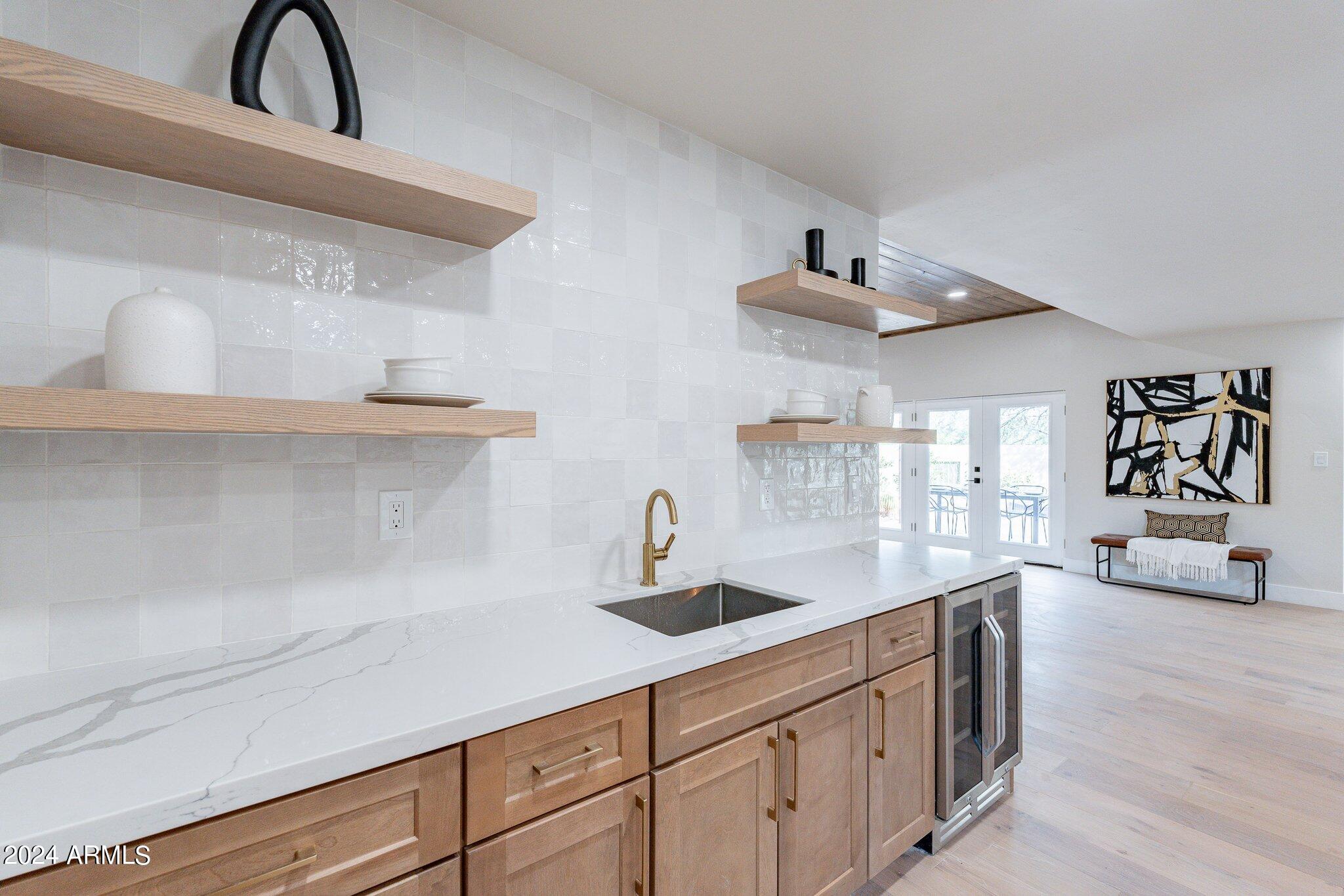 1062 N BOULDER Drive