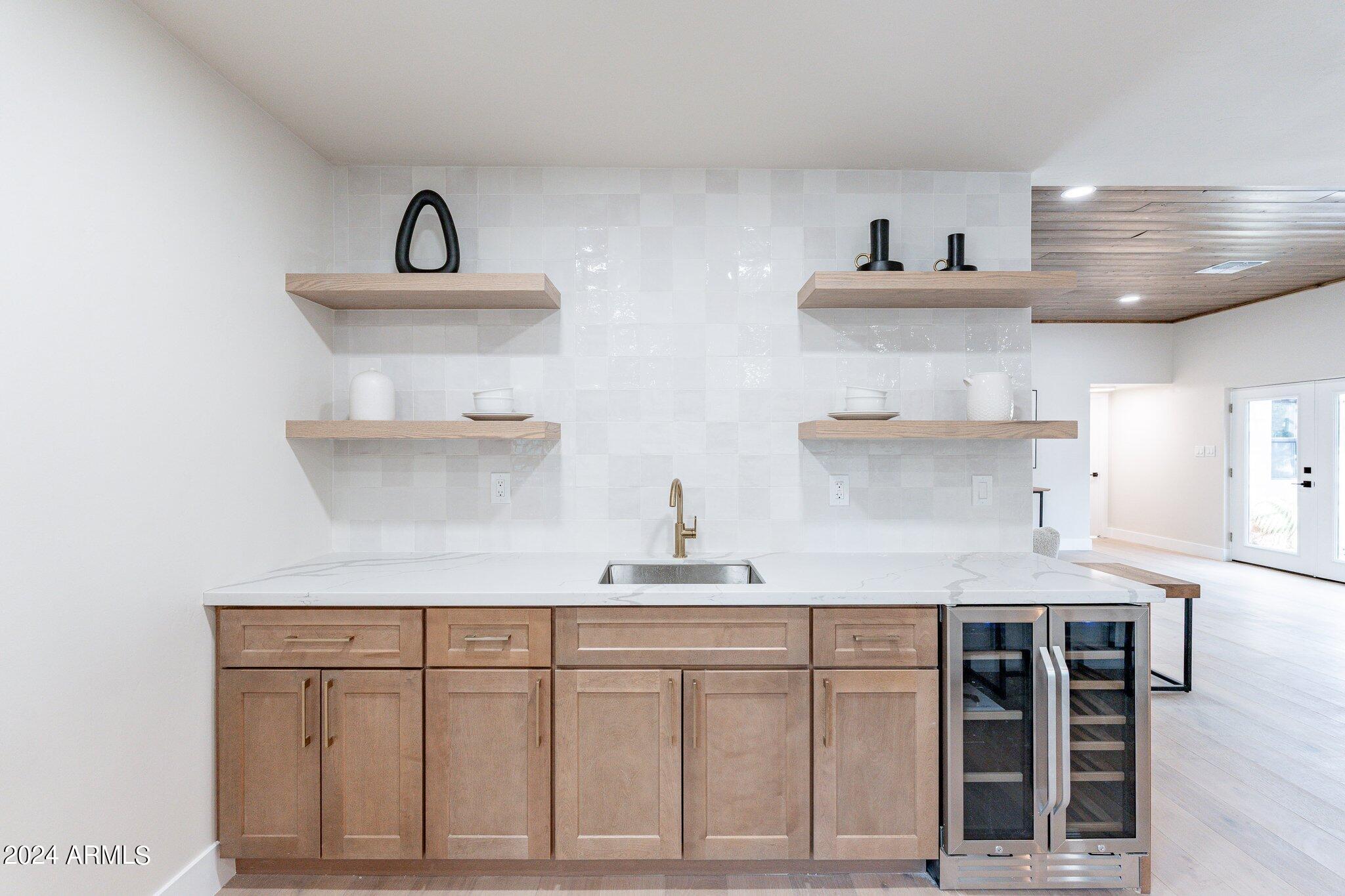 1062 N BOULDER Drive