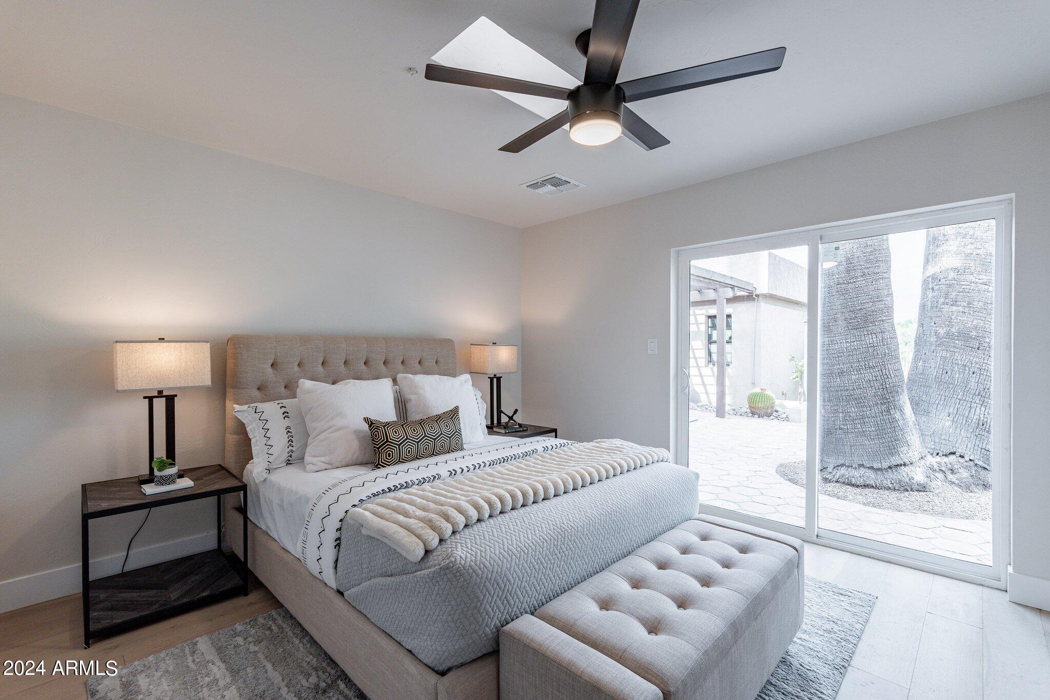 1062 N BOULDER Drive