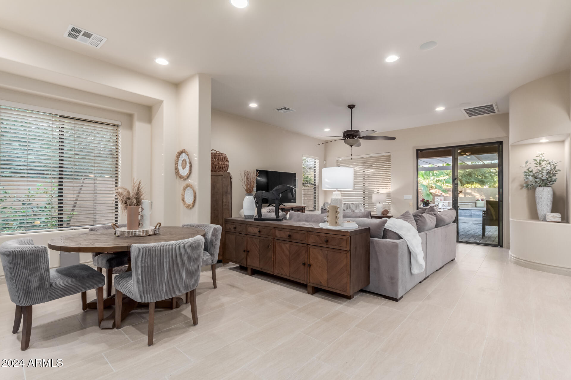 15874 W BERKELEY Road