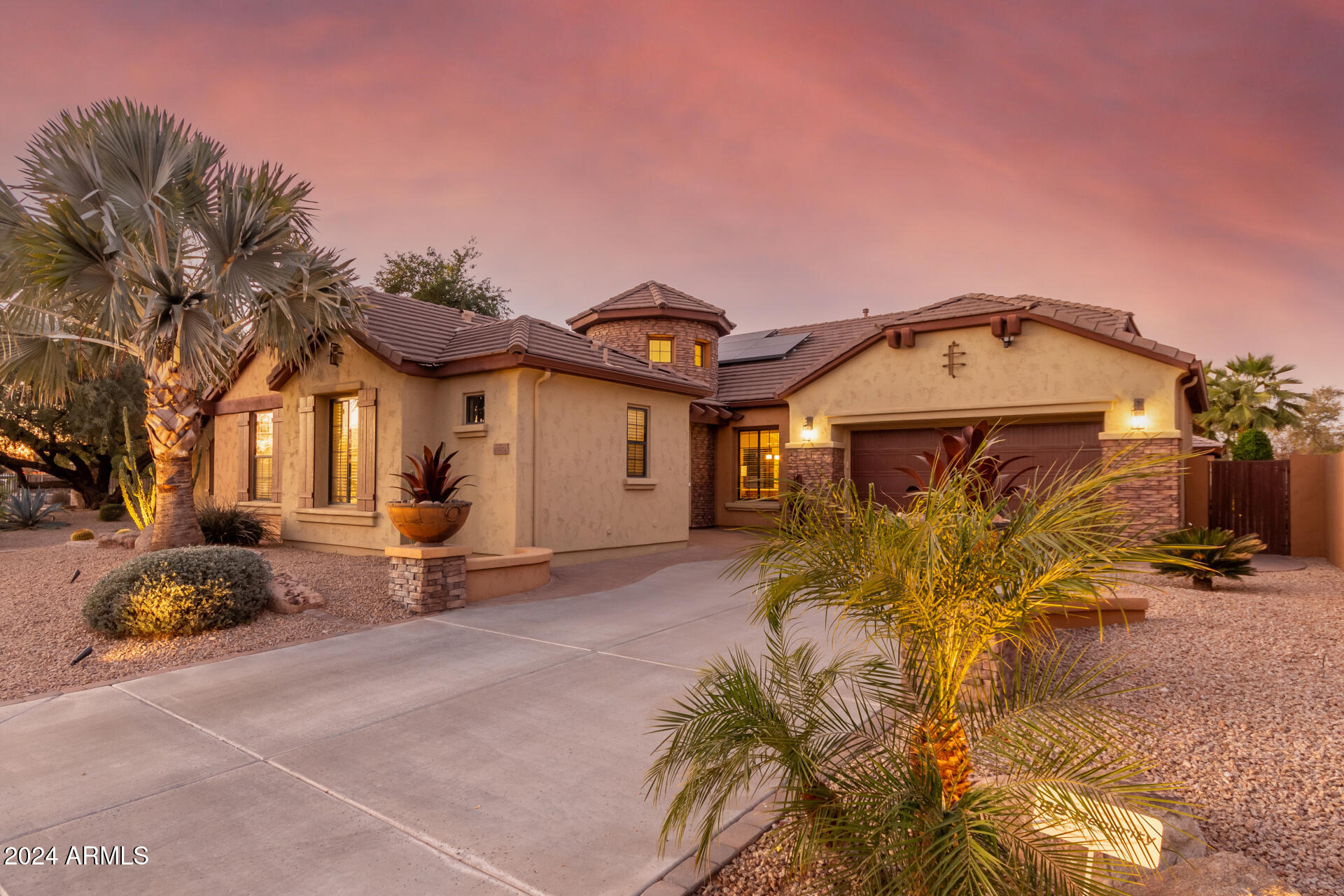 15874 W BERKELEY Road