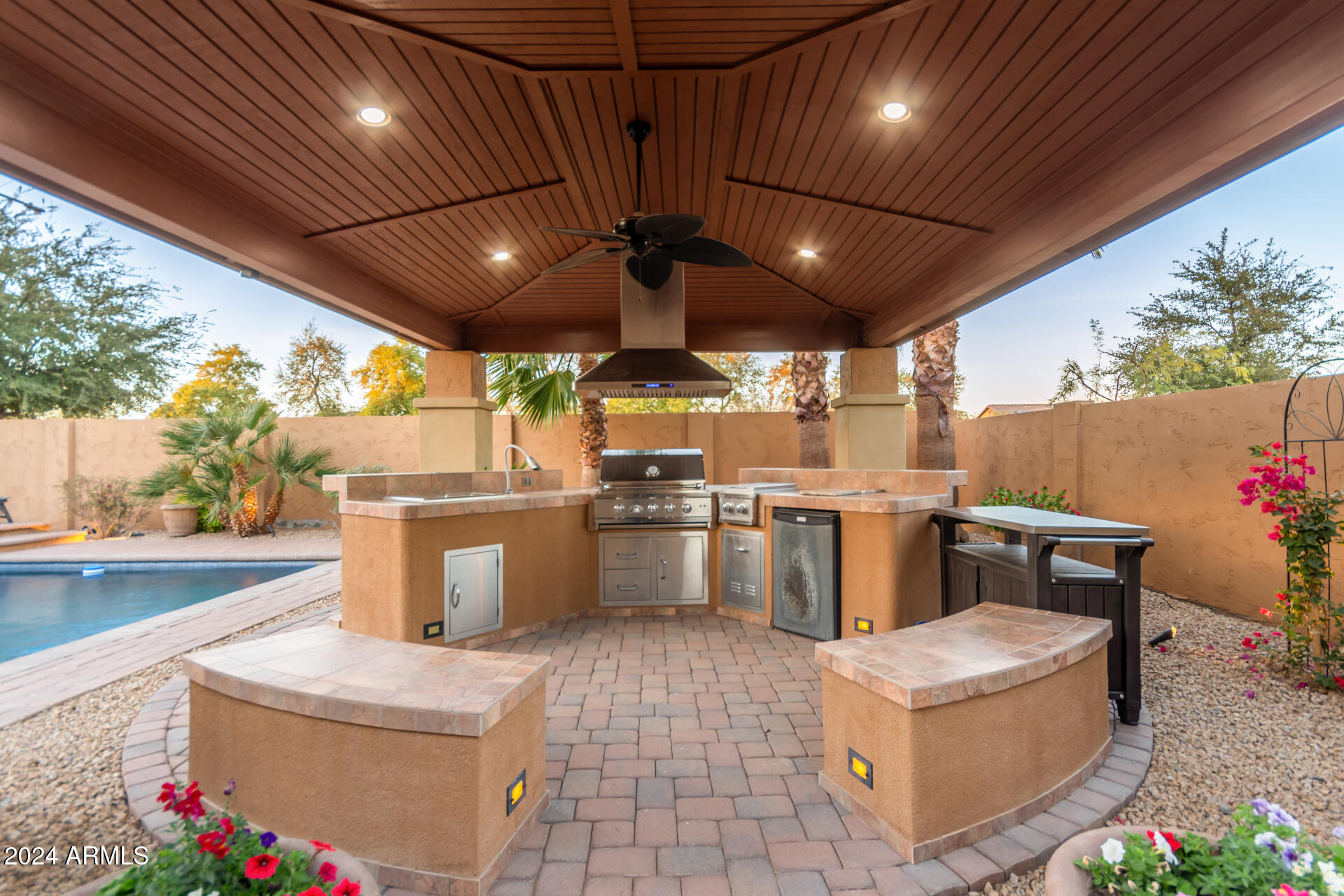 15874 W BERKELEY Road