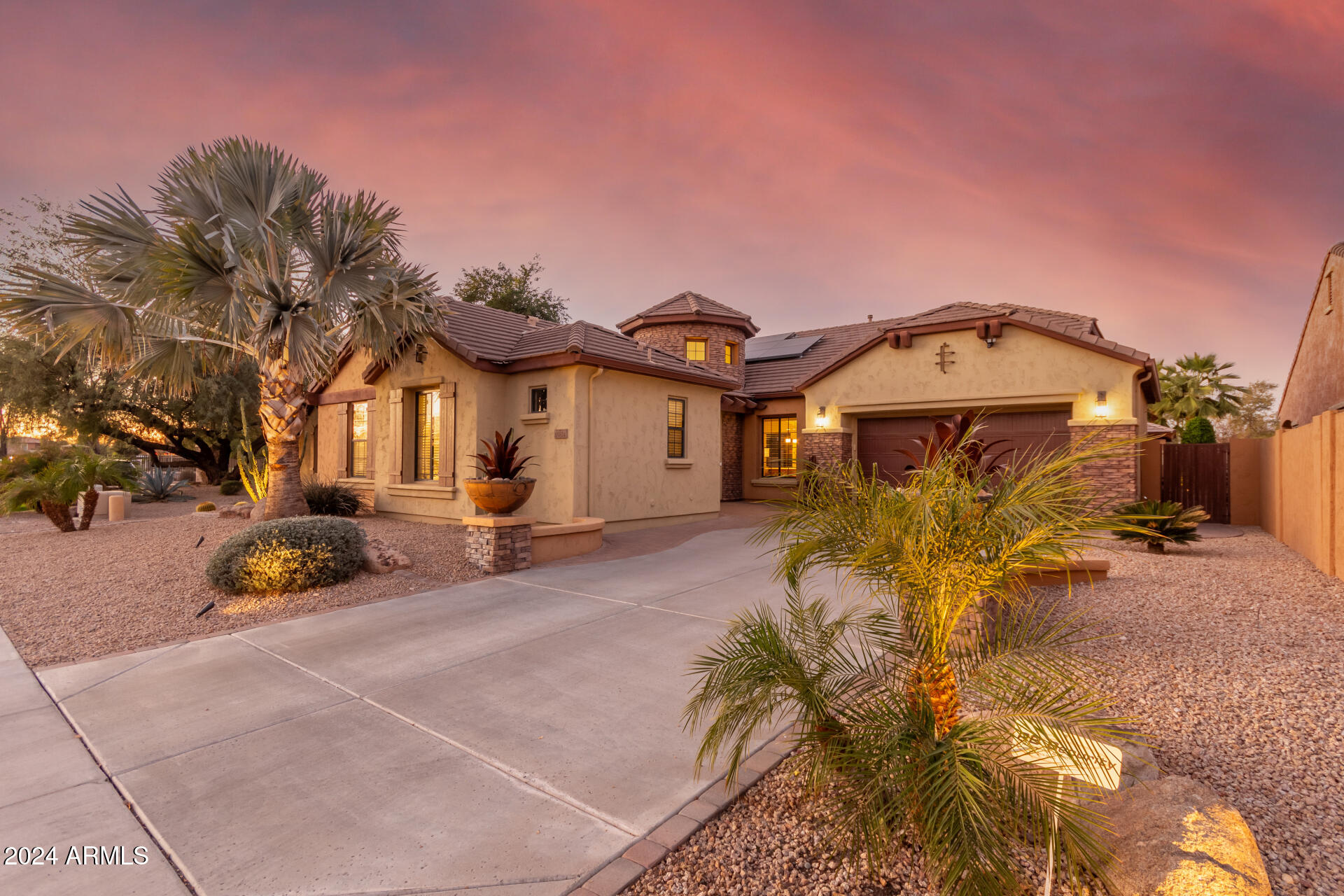 15874 W BERKELEY Road