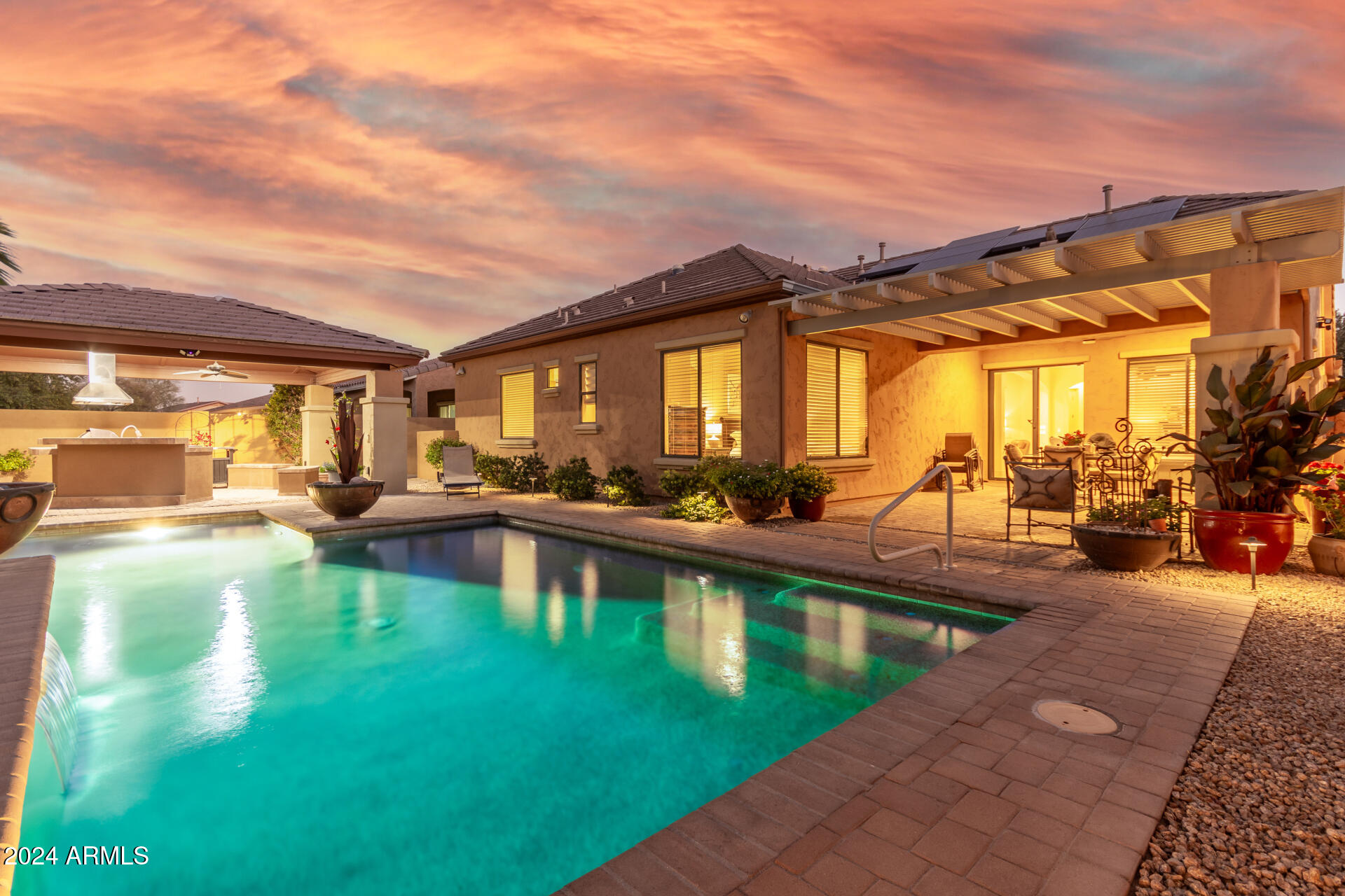 15874 W BERKELEY Road