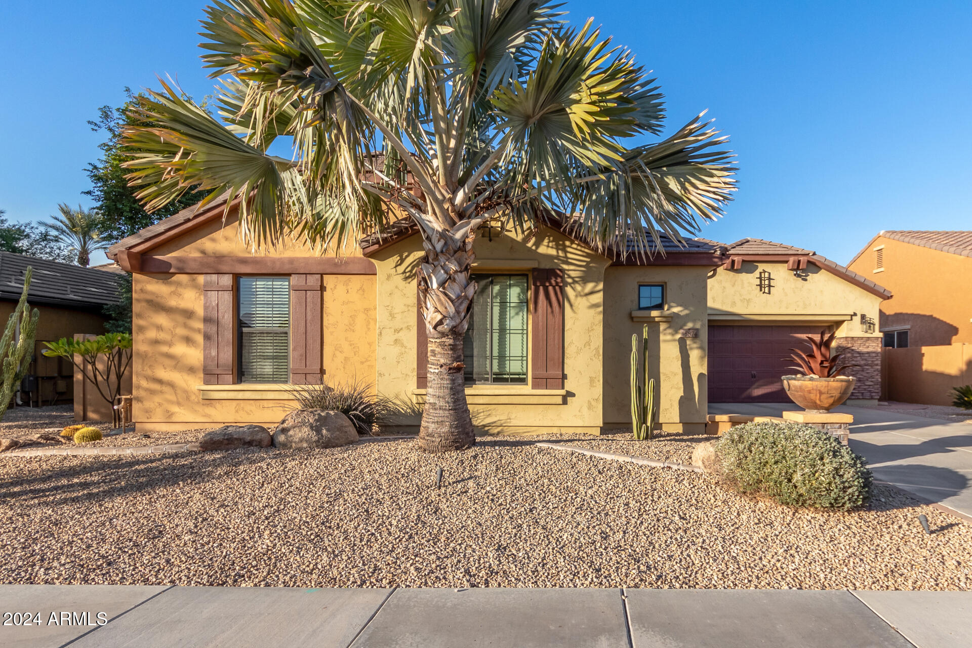 15874 W BERKELEY Road