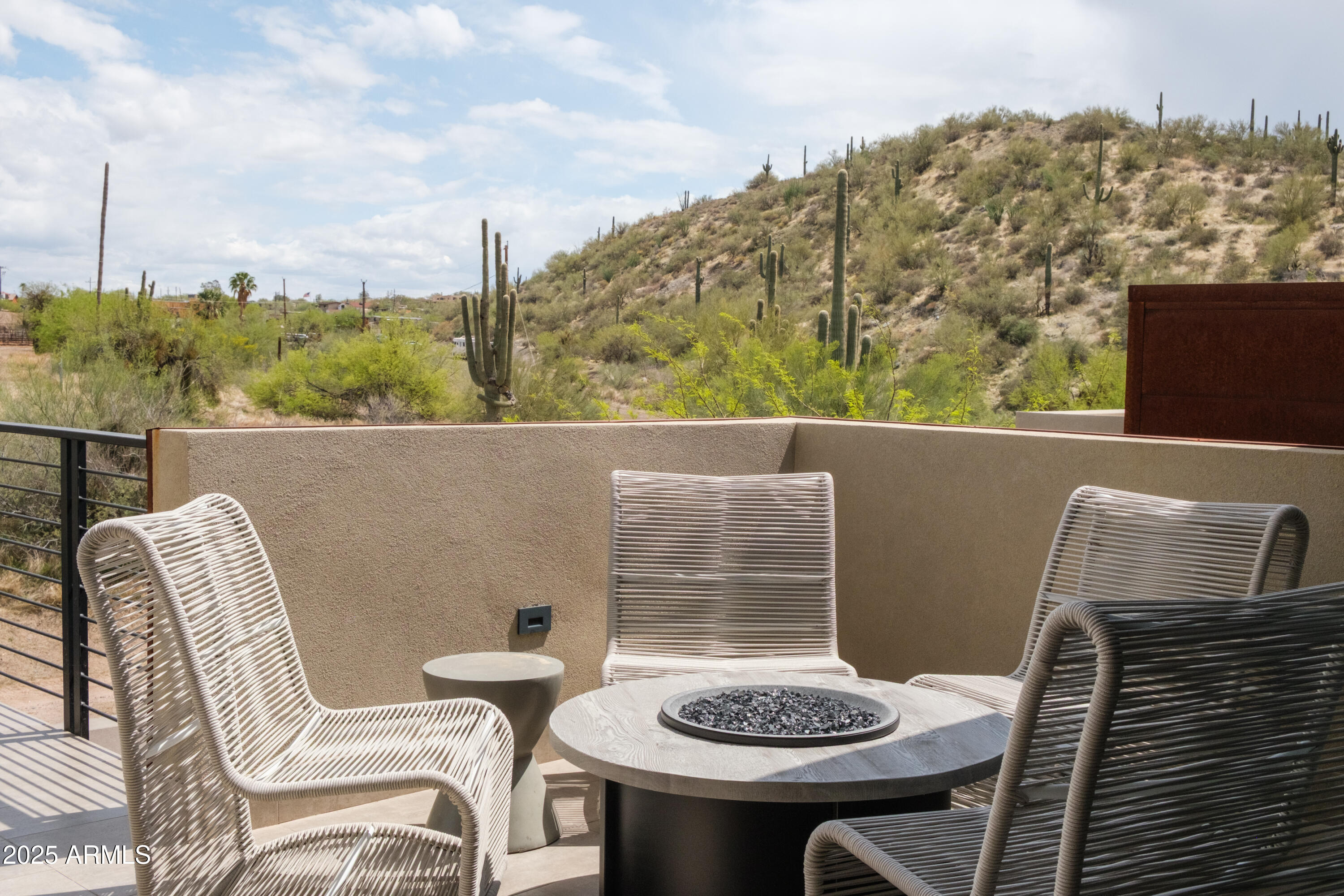 6525 E CAVE CREEK Road Unit: 38