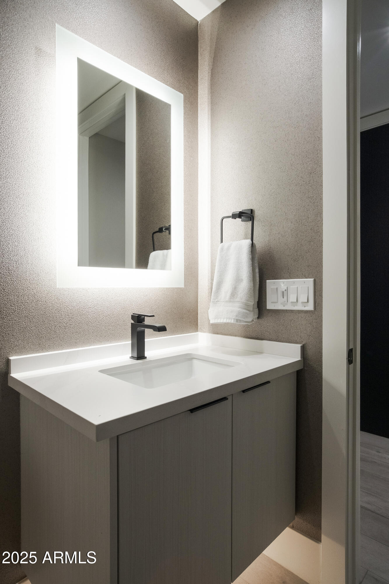 6525 E CAVE CREEK Road Unit: 38