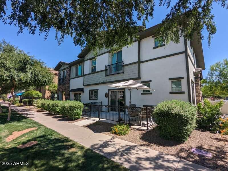 1814 E BRIDGEPORT Parkway, 103