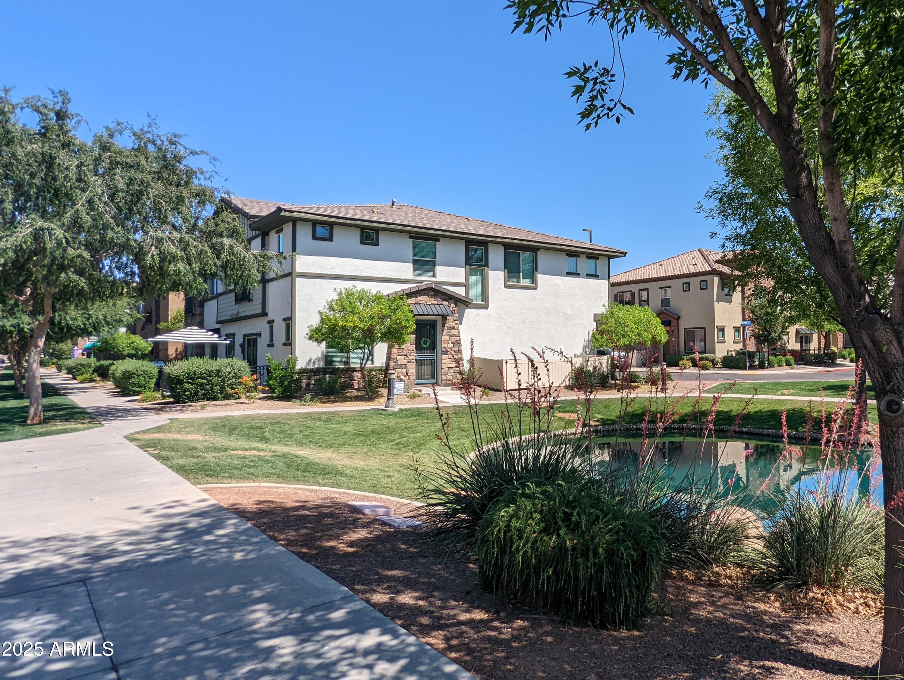 1814 E BRIDGEPORT Parkway, 103