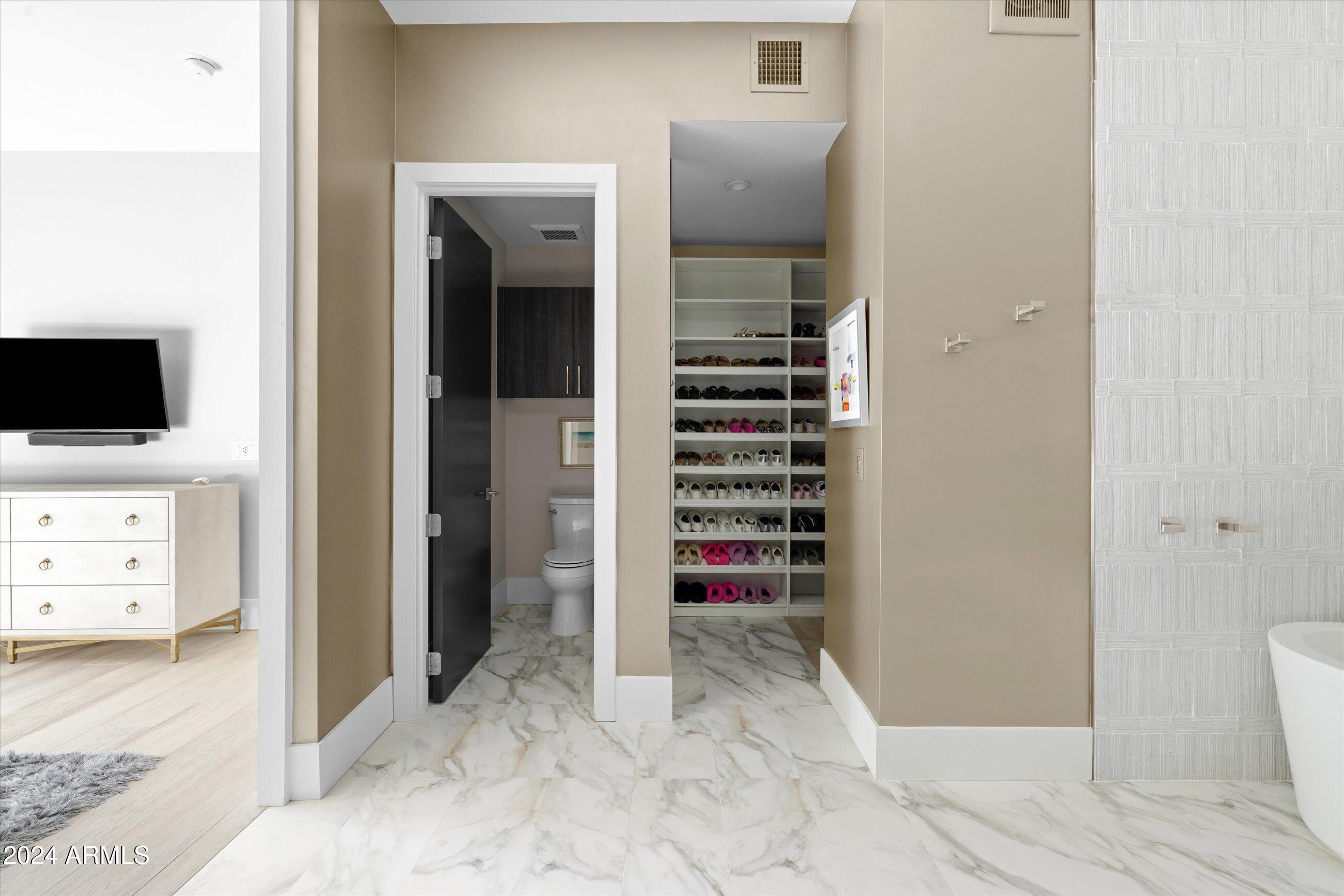 6525 E CAVE CREEK Road Unit: 6