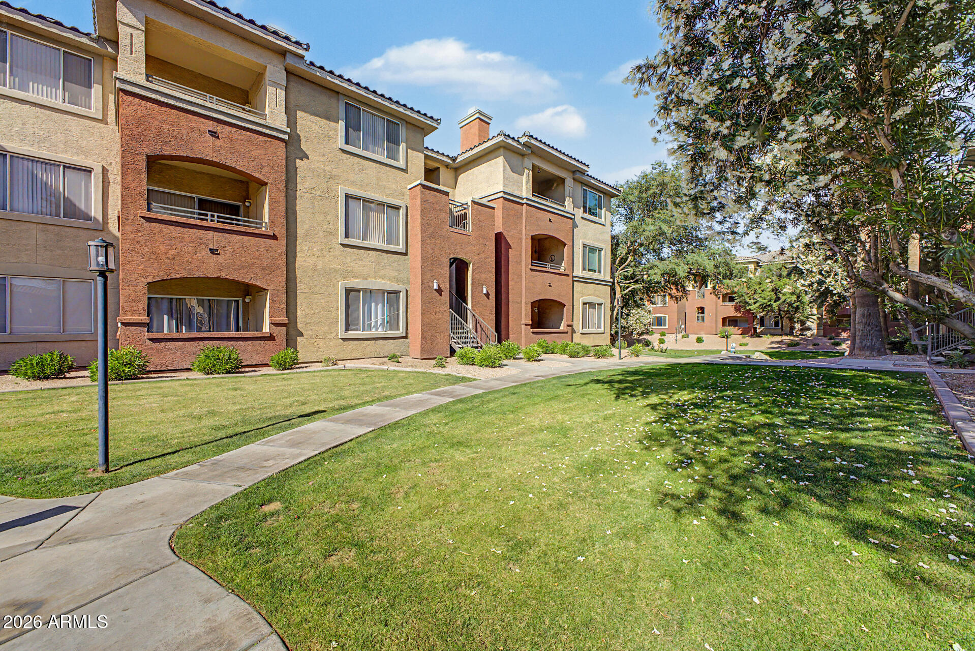 5401 E VAN BUREN Street 3017