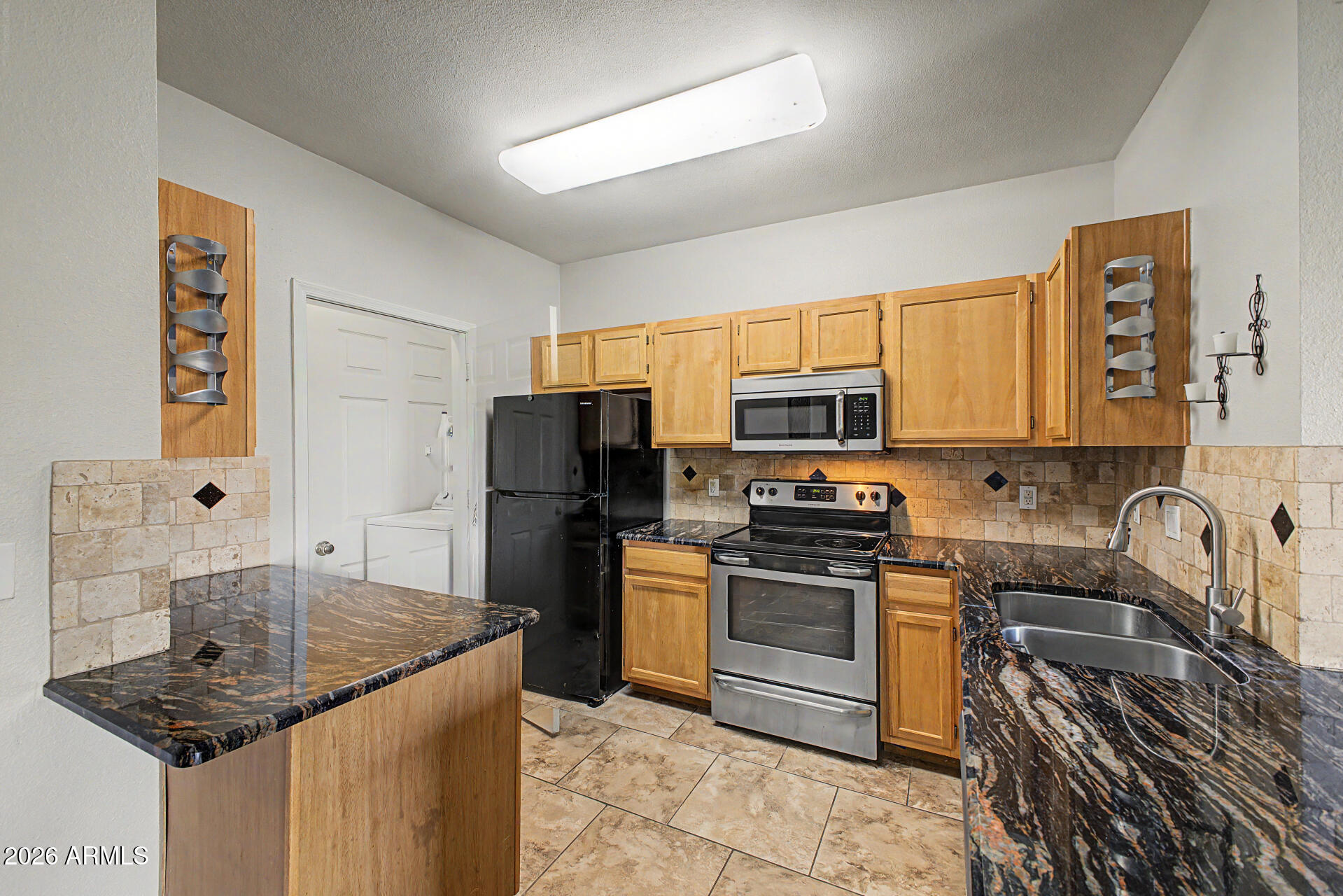 5401 E VAN BUREN Street 3017