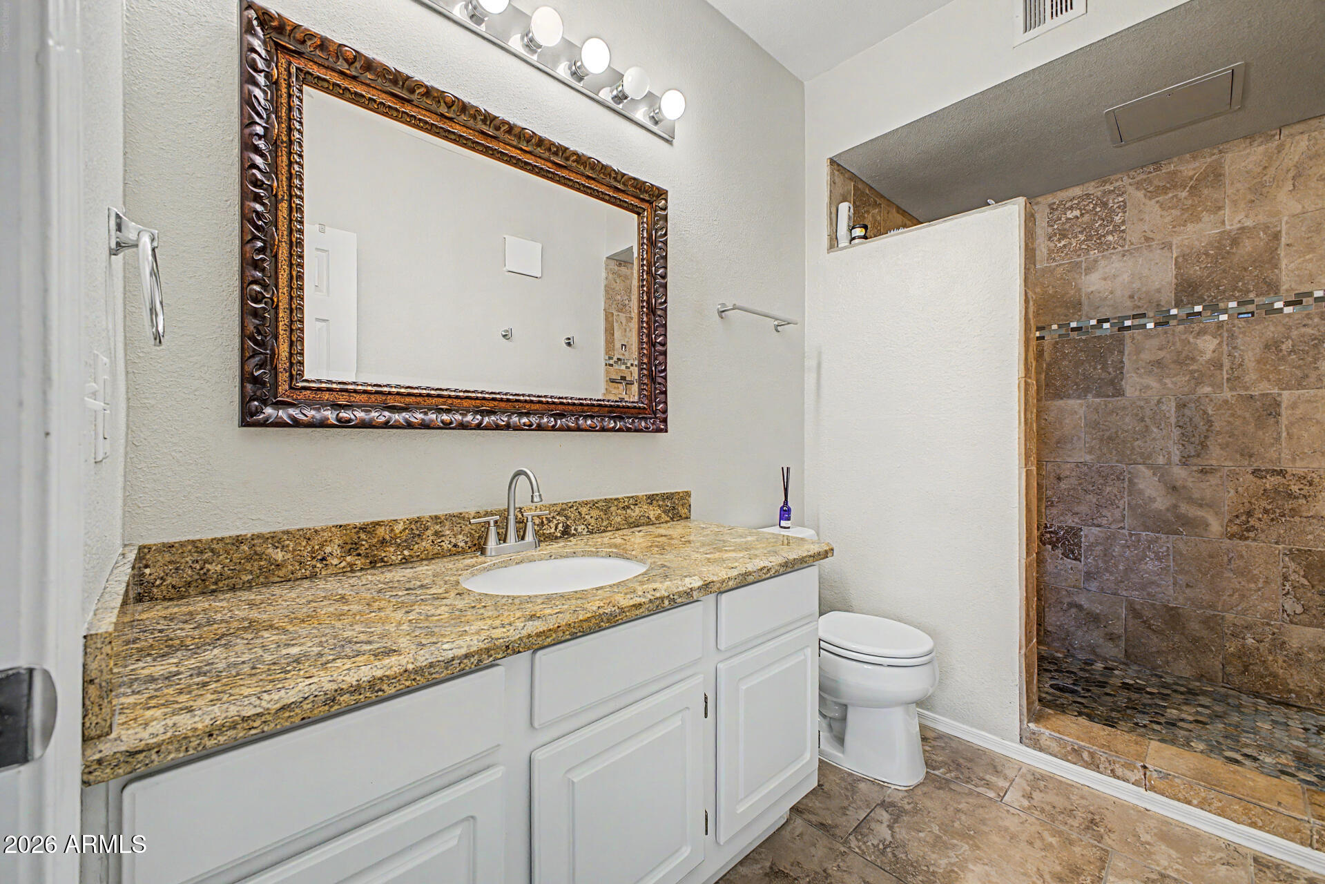 5401 E VAN BUREN Street 3017
