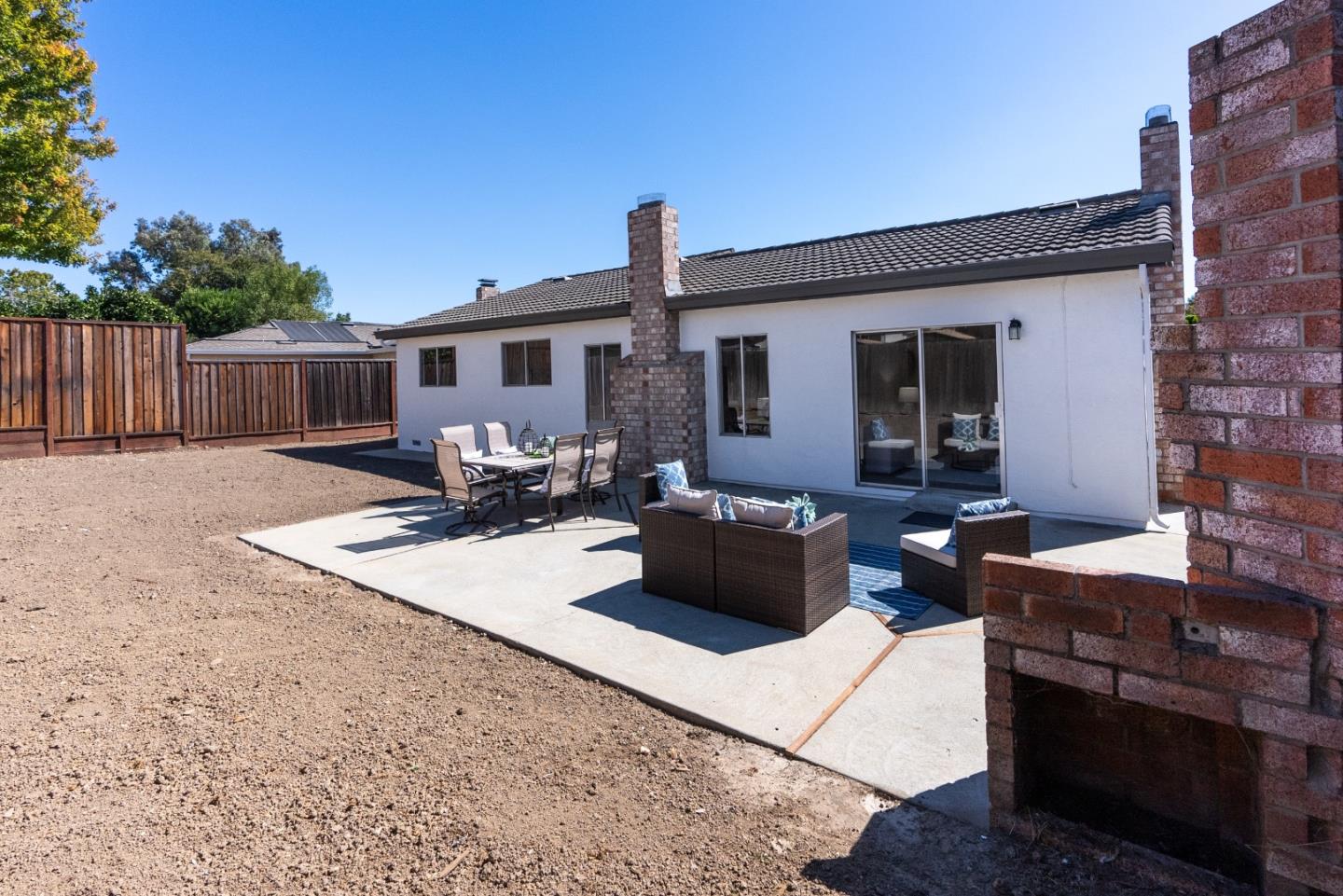 519 Northgate DR