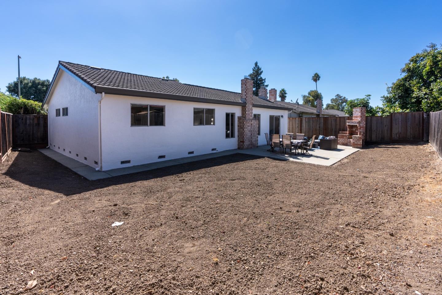 519 Northgate DR