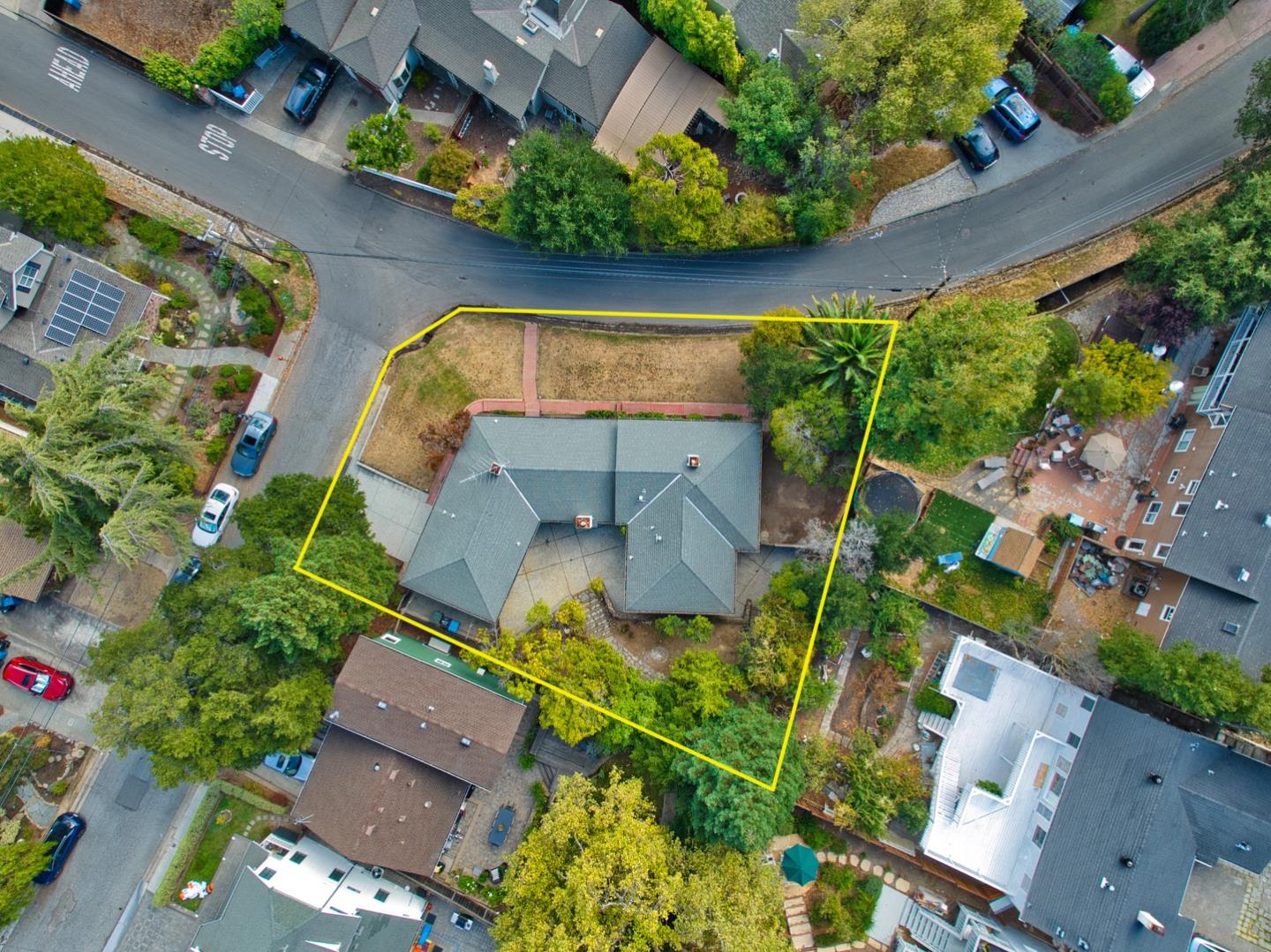 300 Manzanita Avenue