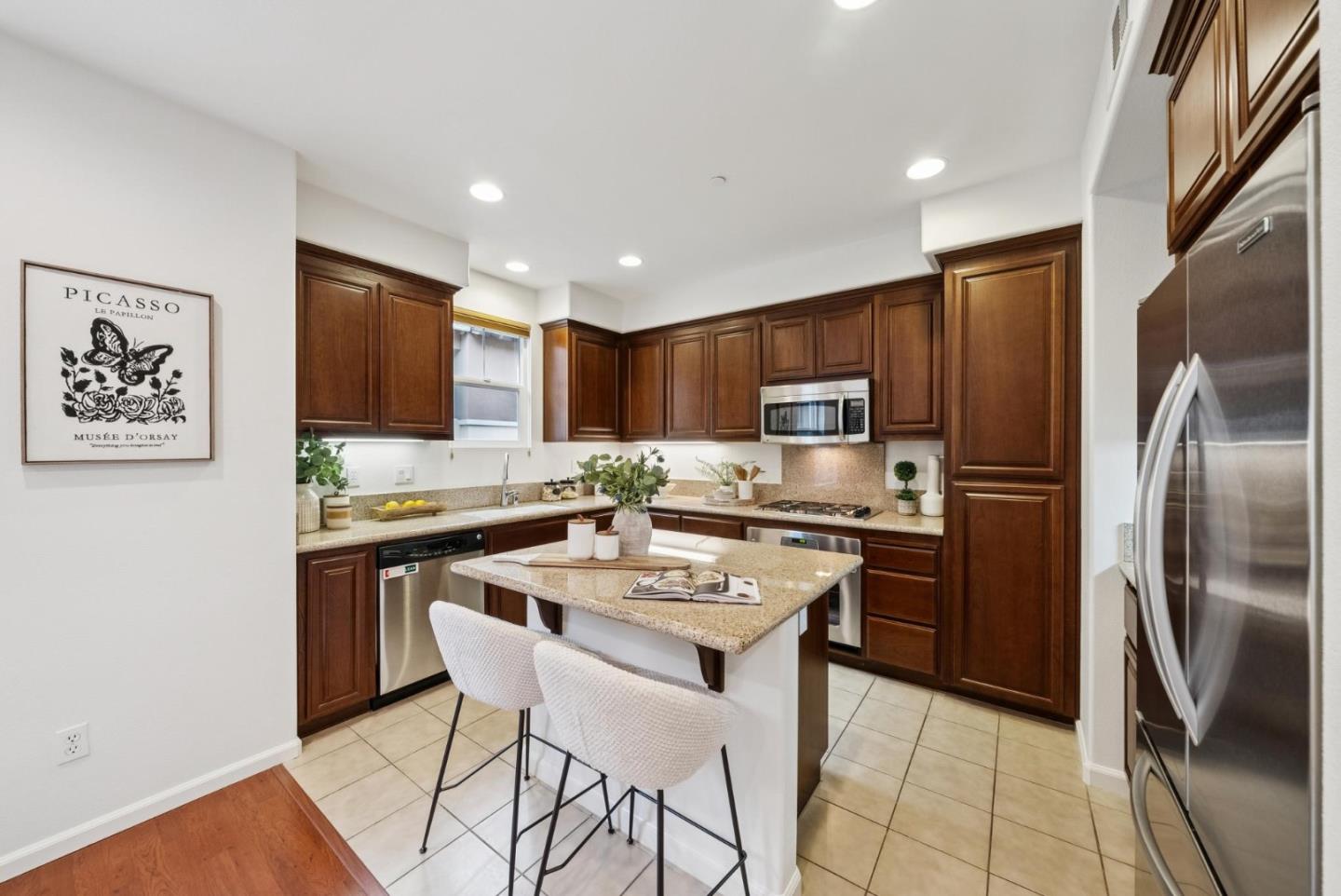 3 Muller Place