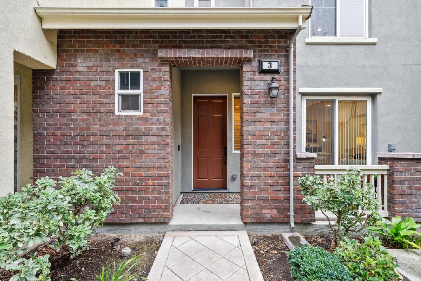 3 Muller Place