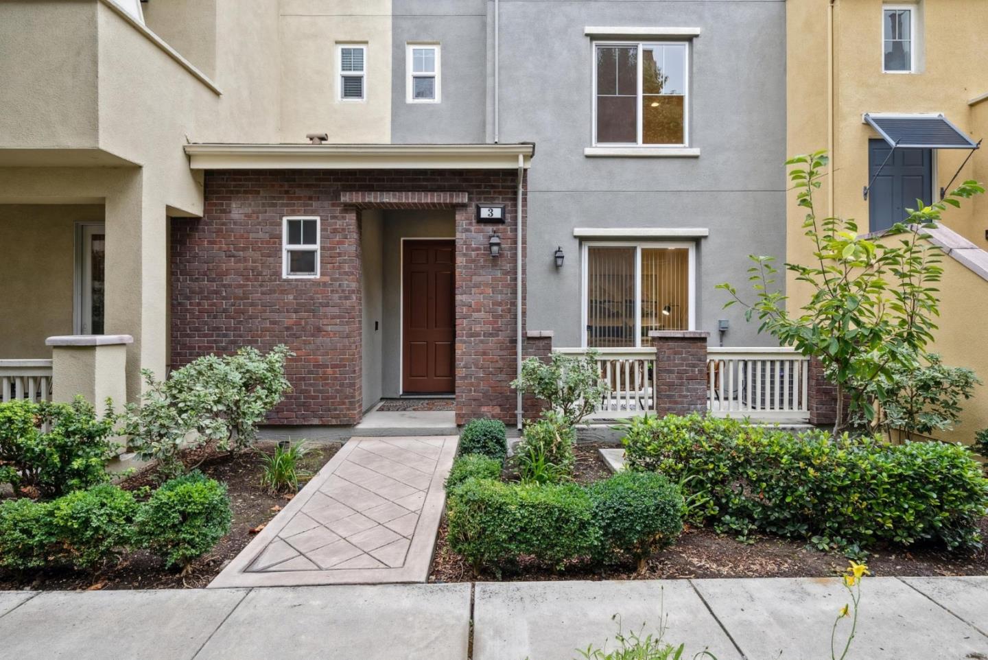 3 Muller Place