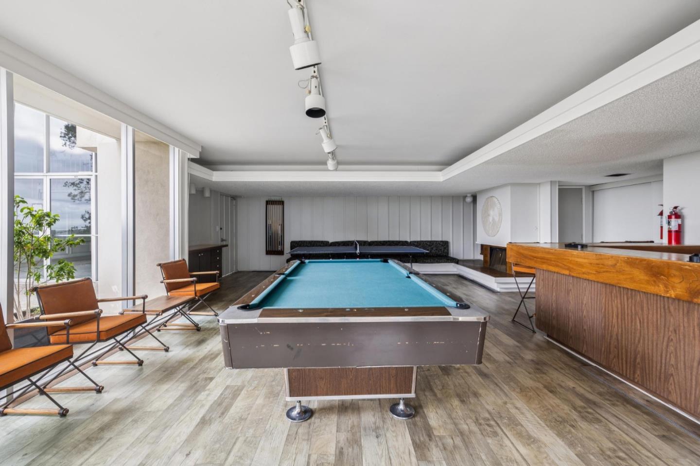 400 Davey Glen Road 4623