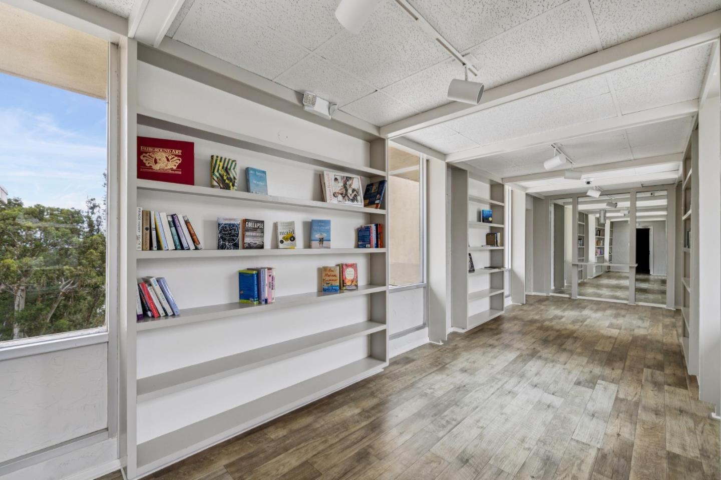 400 Davey Glen Road 4623