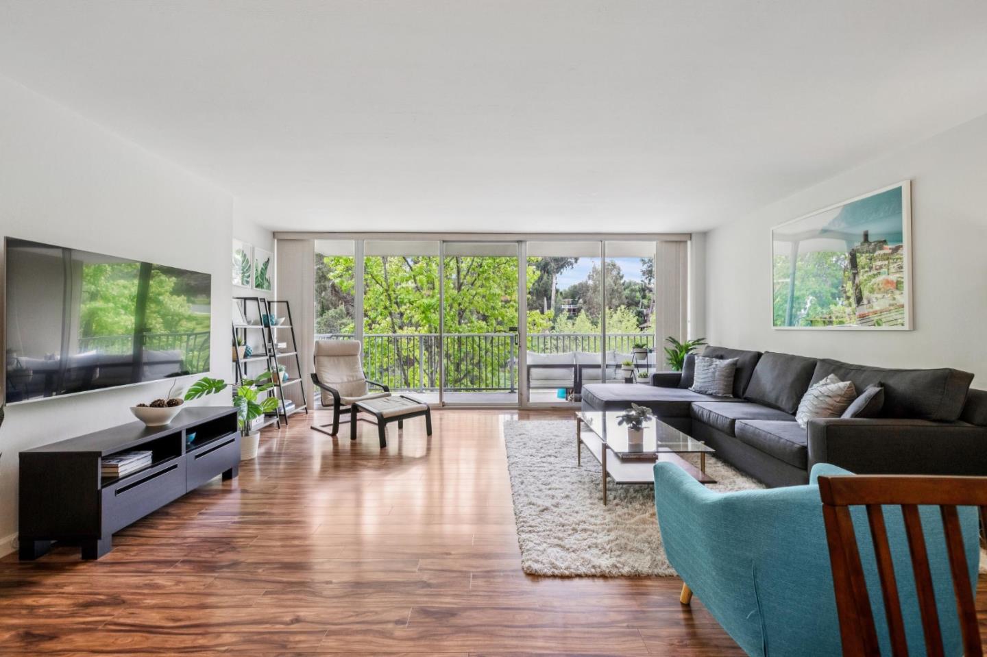 400 Davey Glen Road 4623