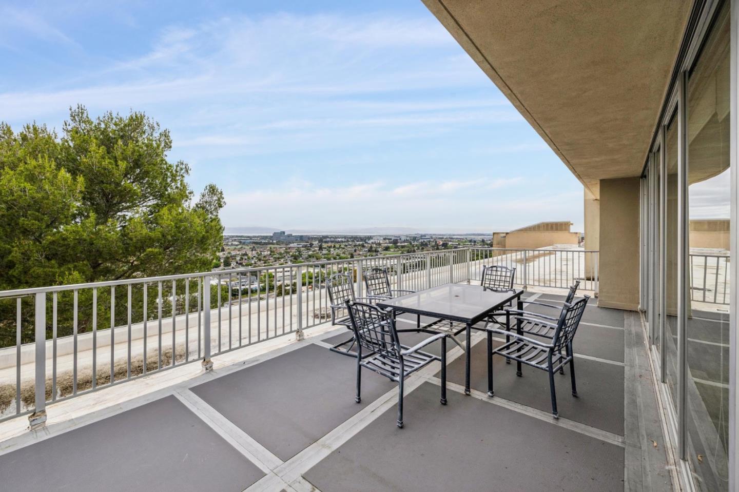 400 Davey Glen Road 4623