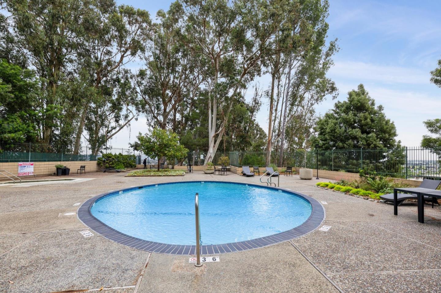 400 Davey Glen Road 4623