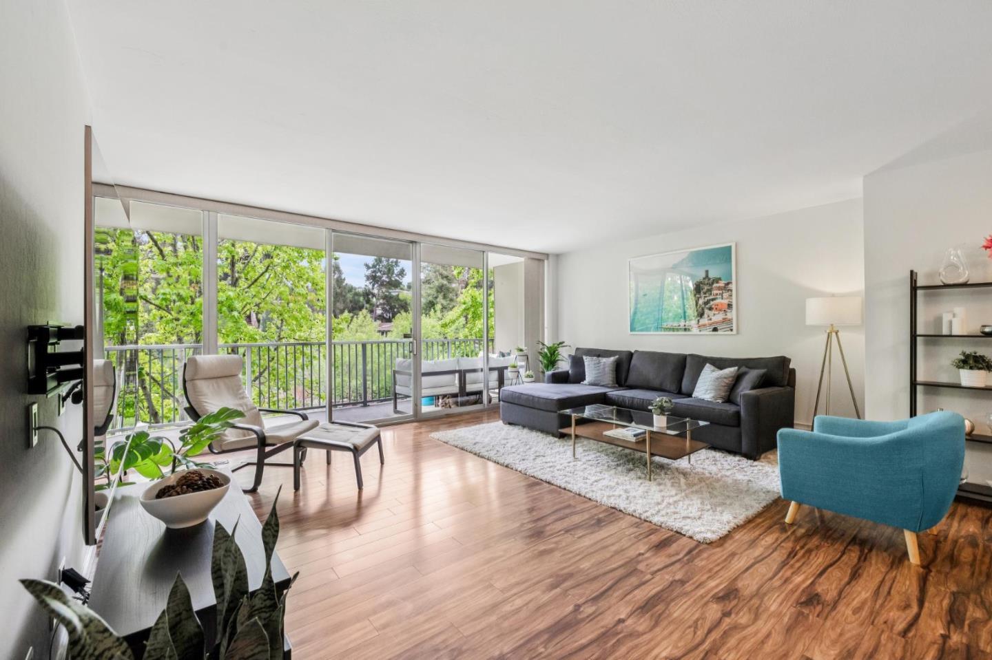 400 Davey Glen RD 4623