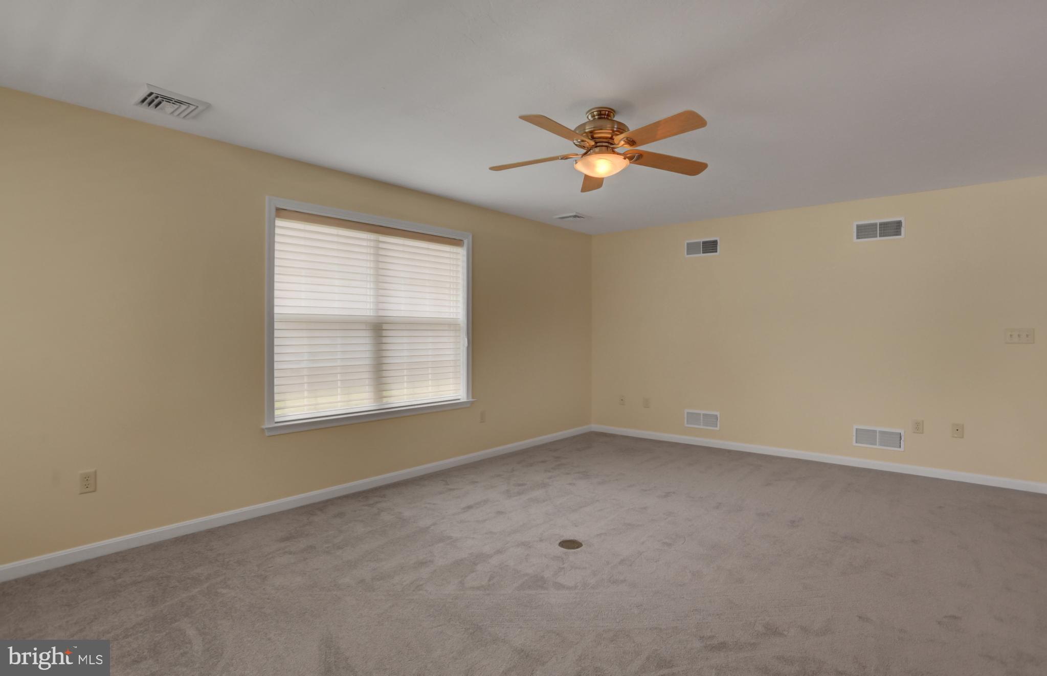 10 COLONIAL COURT