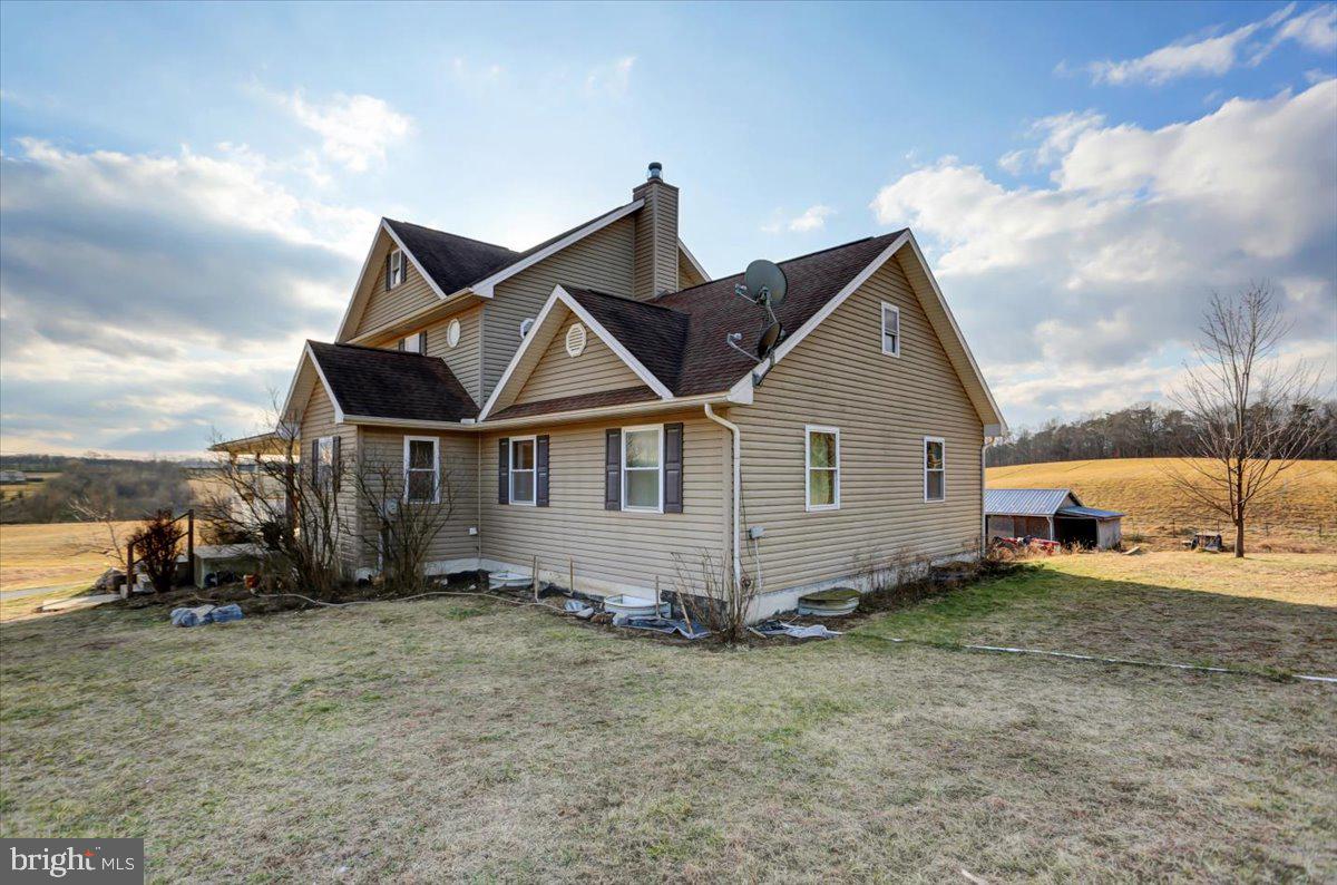 110 SANDY LANE