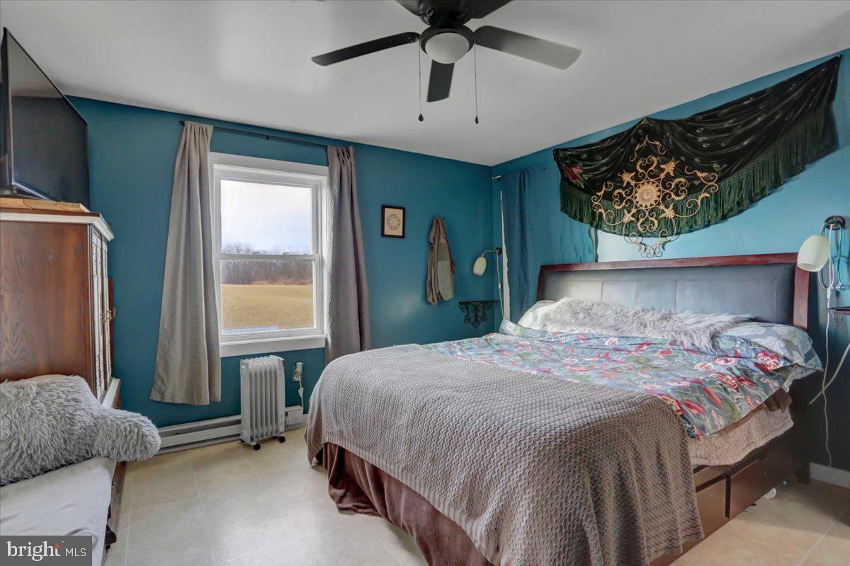 110 SANDY LANE
