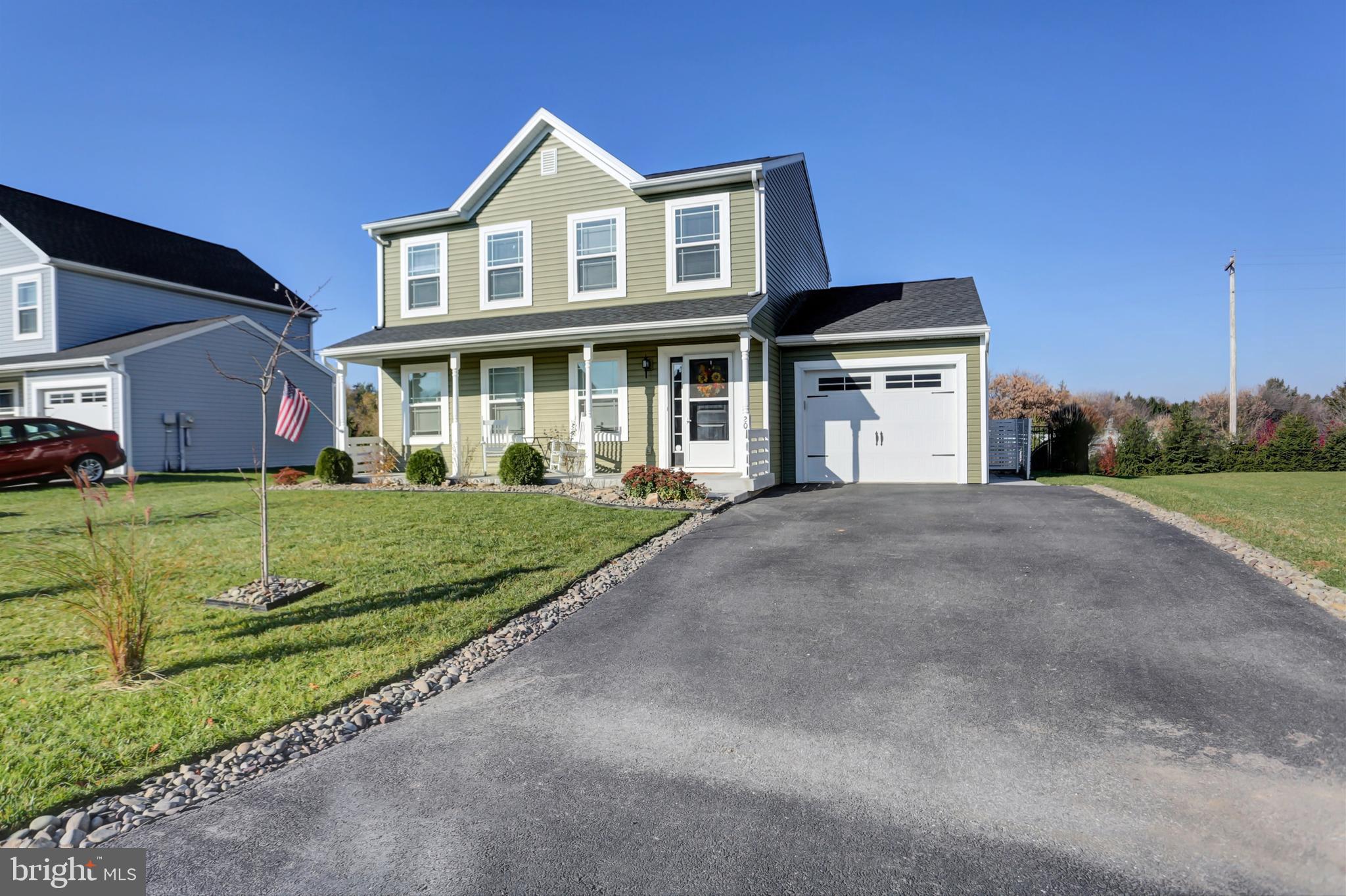 20 W Clarissa DRIVE
