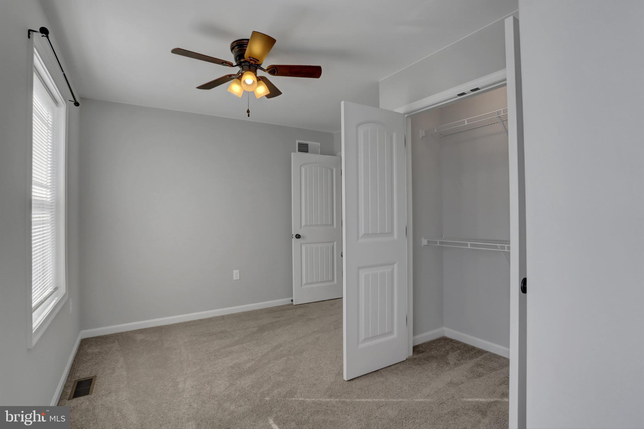 20 W Clarissa DRIVE