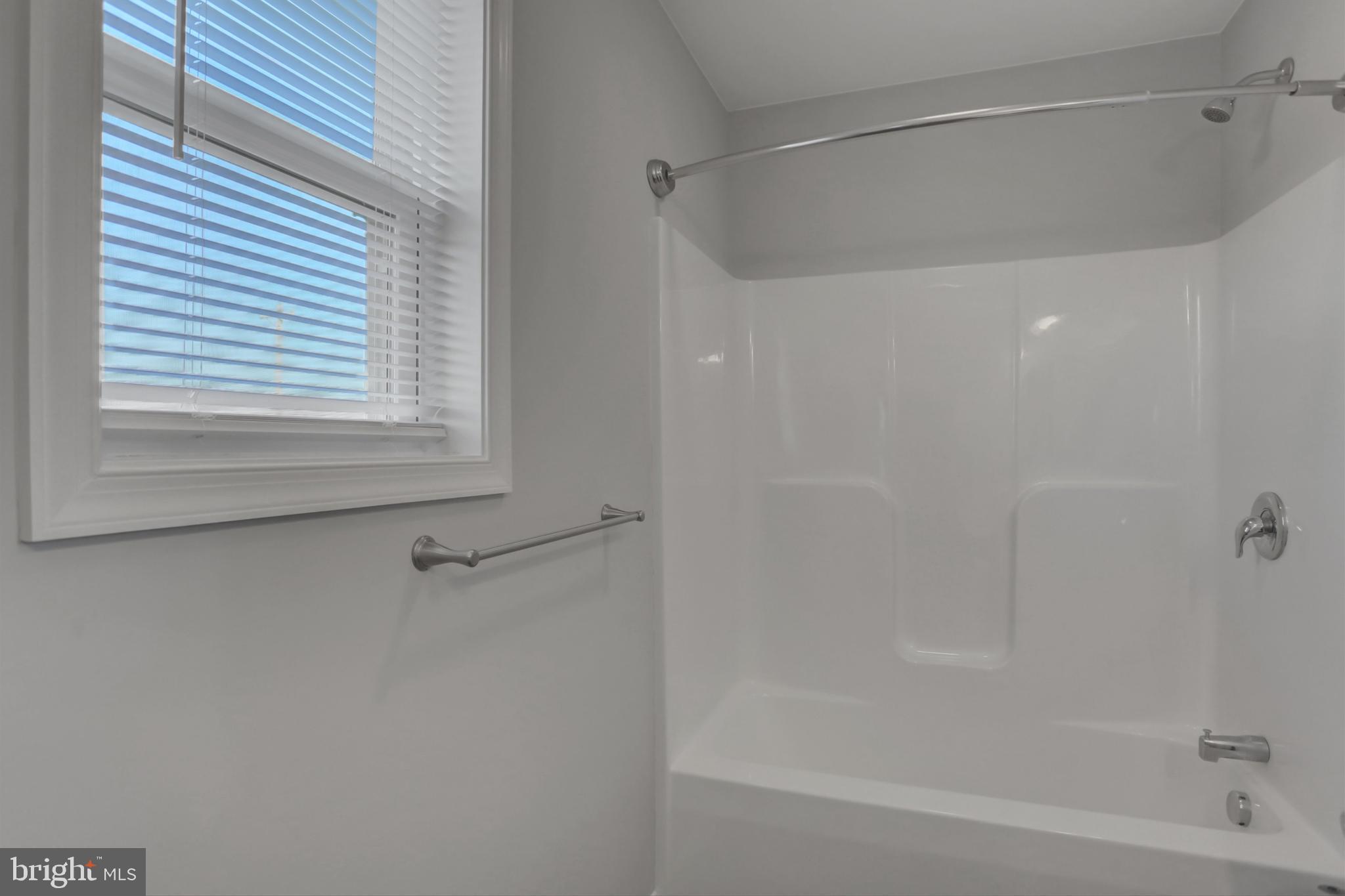 20 W Clarissa DRIVE