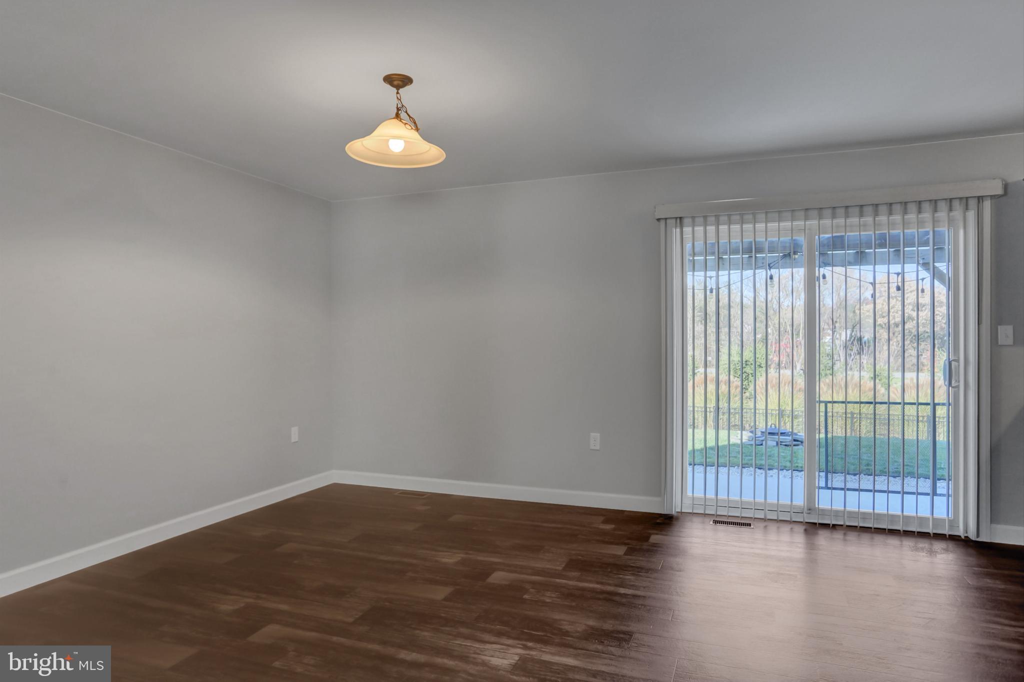 20 W Clarissa DRIVE