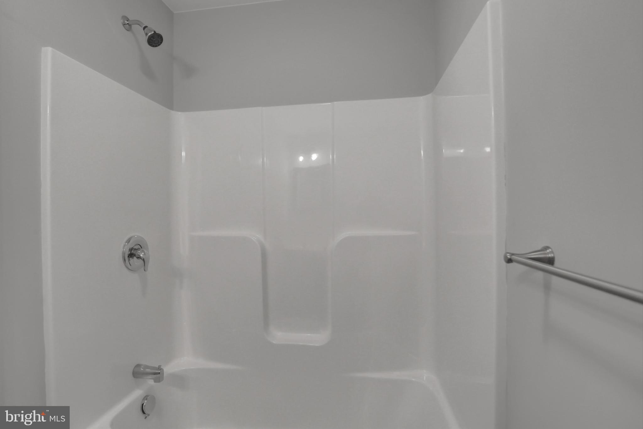 20 W Clarissa DRIVE