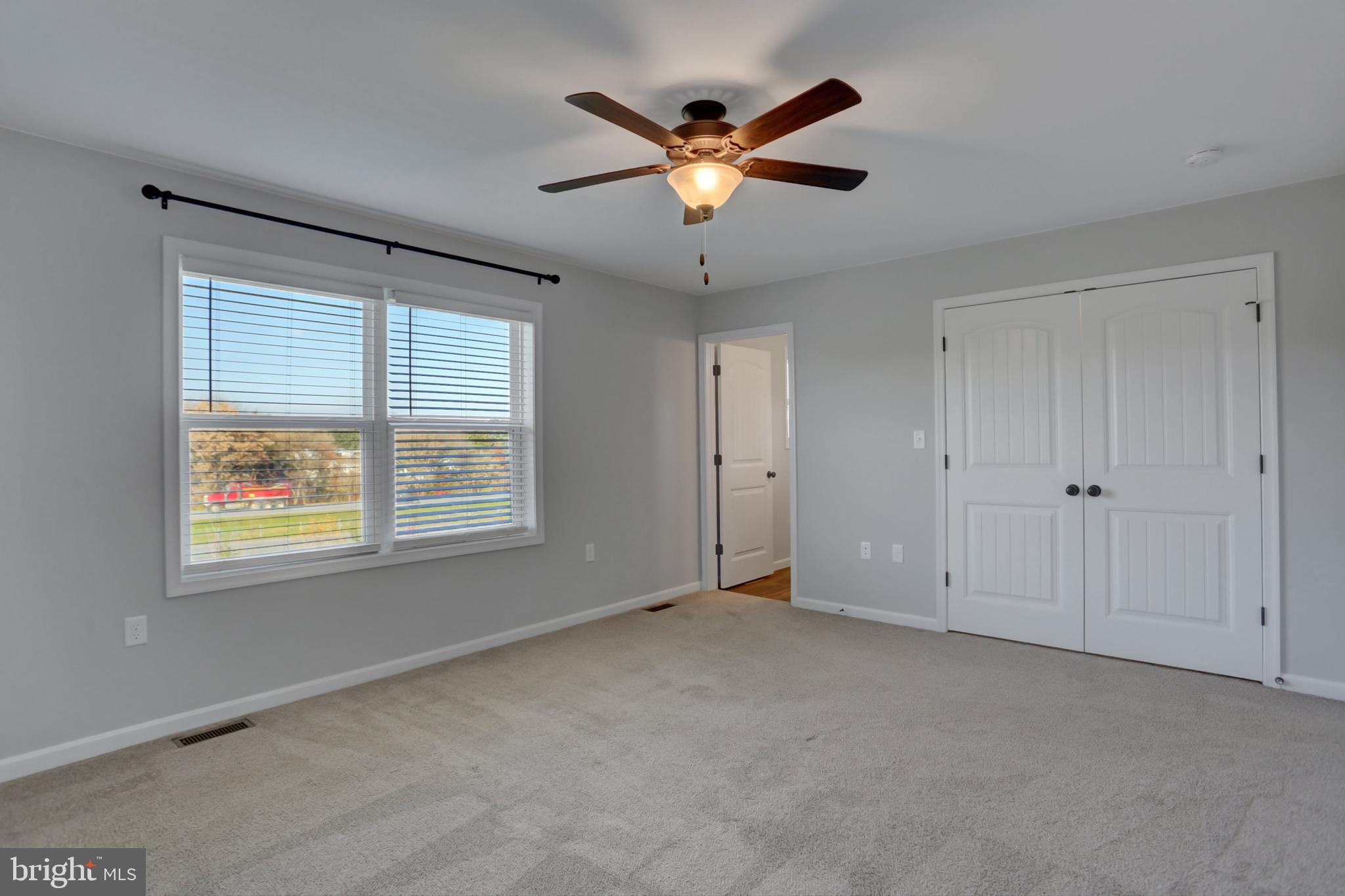 20 W Clarissa DRIVE