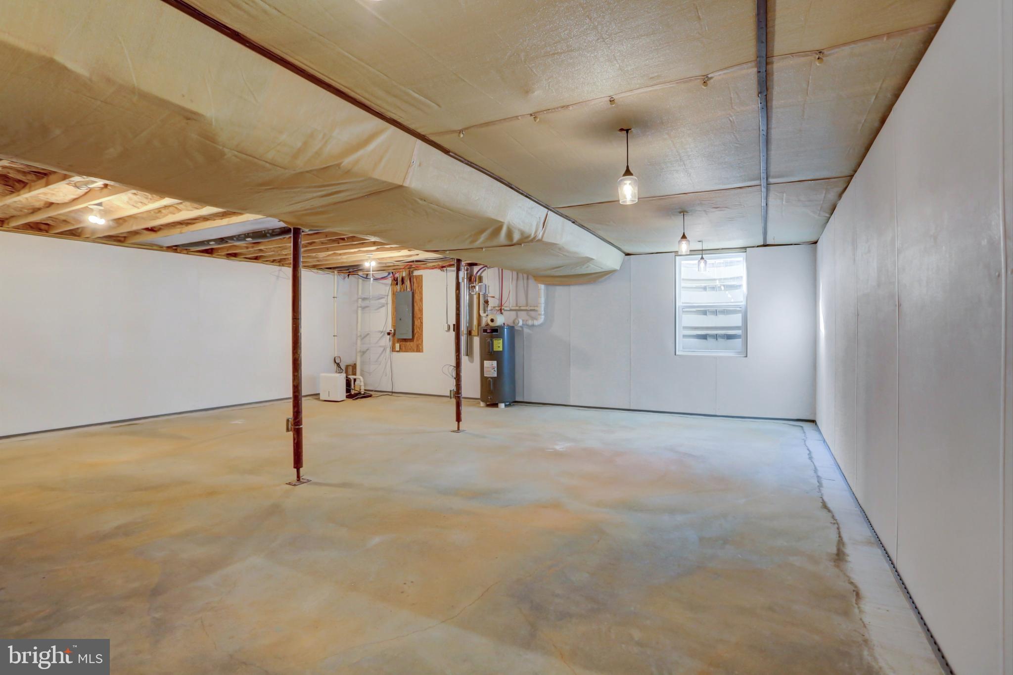 20 W Clarissa DRIVE