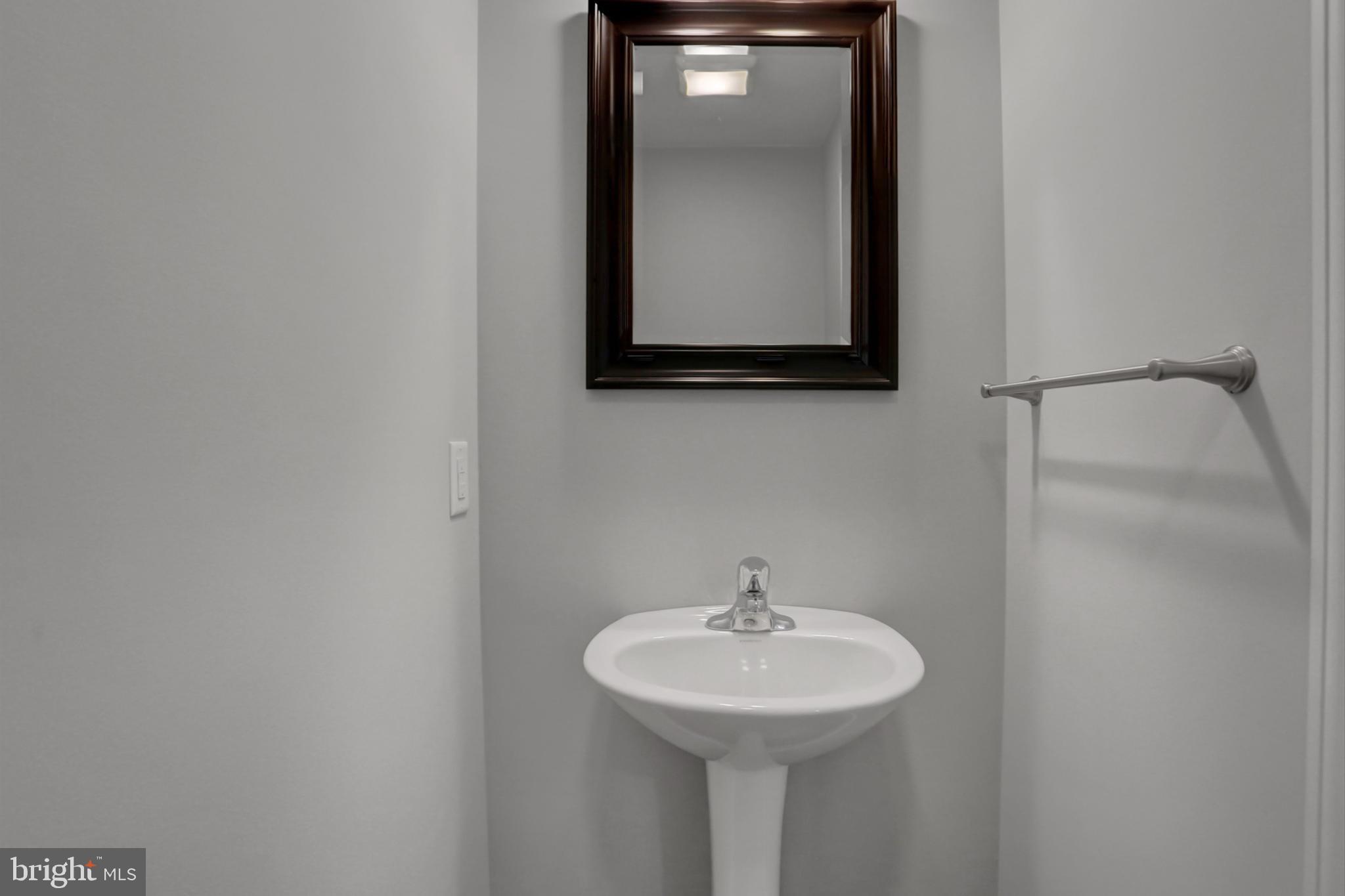 20 W Clarissa DRIVE