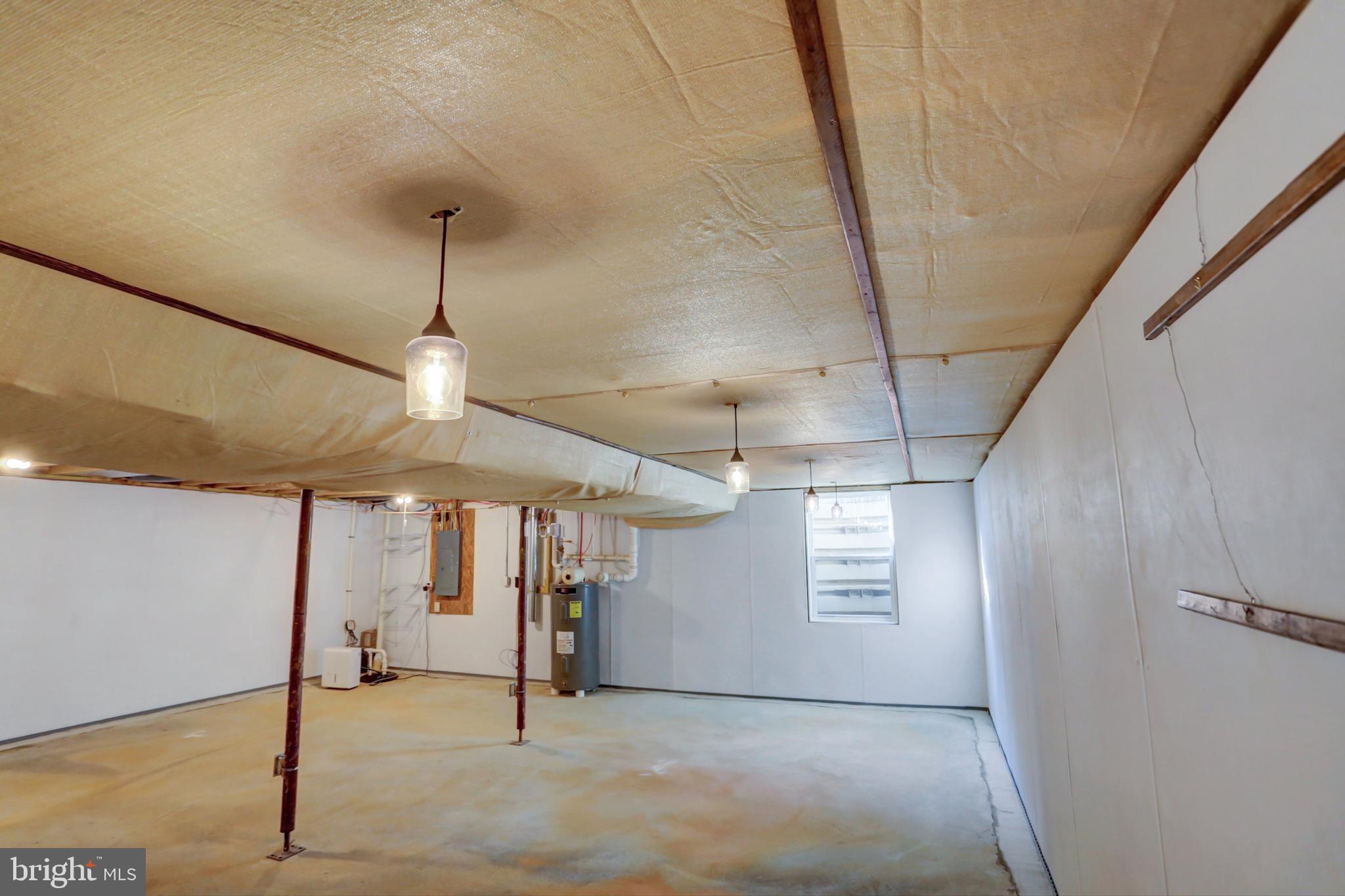 20 W Clarissa DRIVE