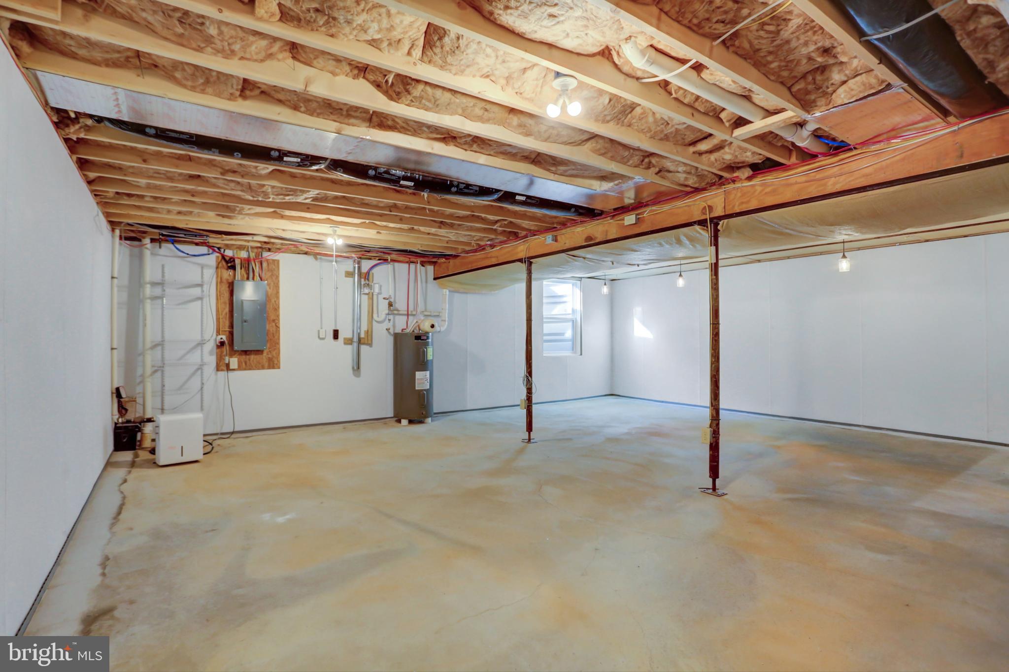 20 W Clarissa DRIVE