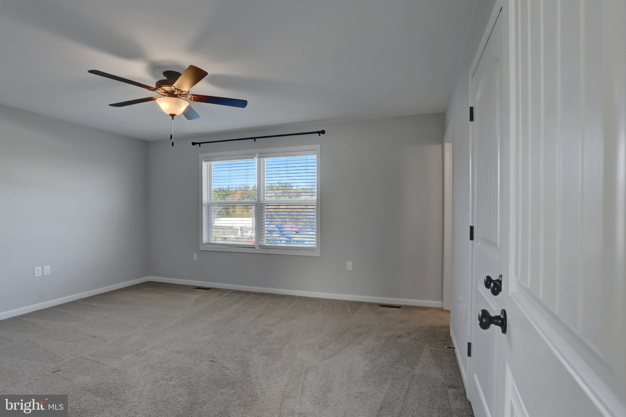 20 W Clarissa DRIVE